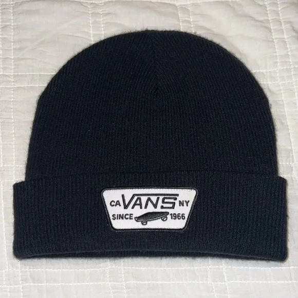 Vans Black Knit Beanie - Picture 1 of 4